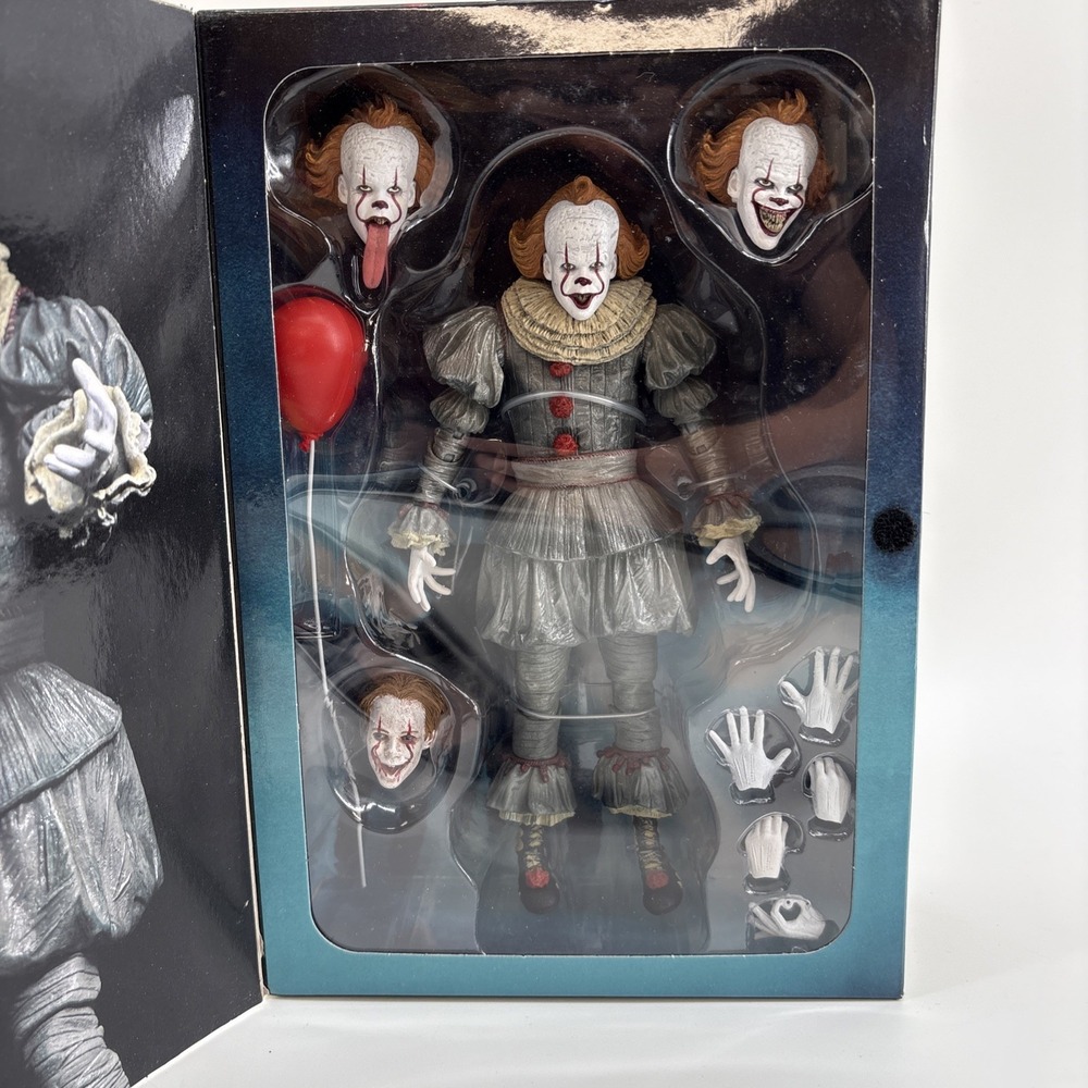 NECA IT Chapter 2 (2019) - Ultimate Pennywise Action Figure